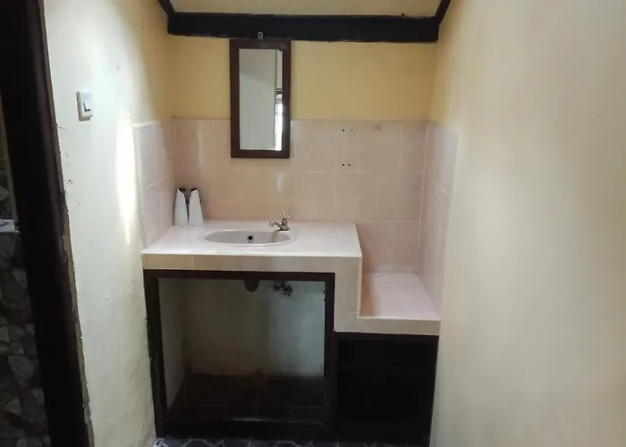 Séjour chez l'habitant Guru Ratna